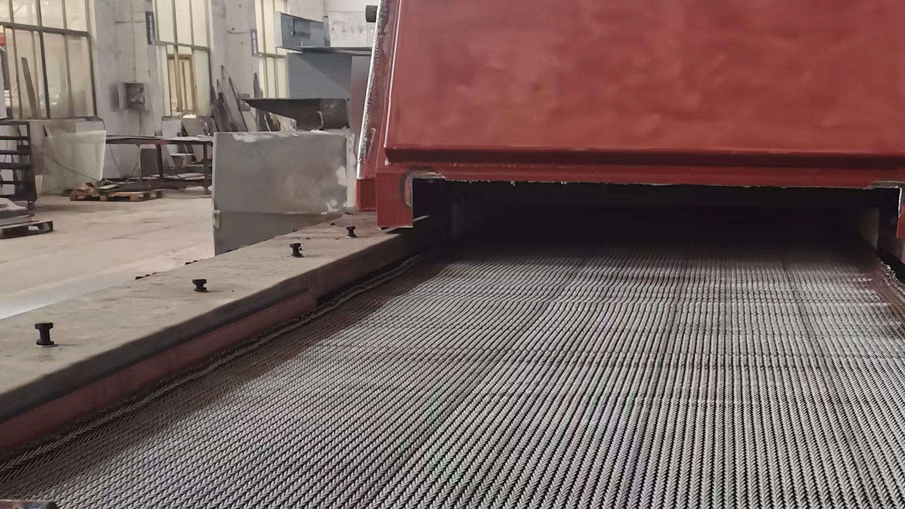 如何選優(yōu)質熱處理網帶